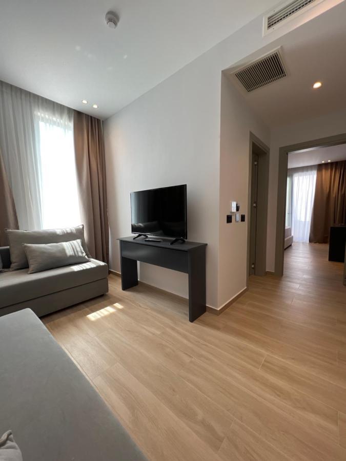 Onix Hotel 4* Ksamil
