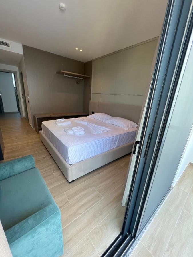 Onix Hotel 4* Ksamil