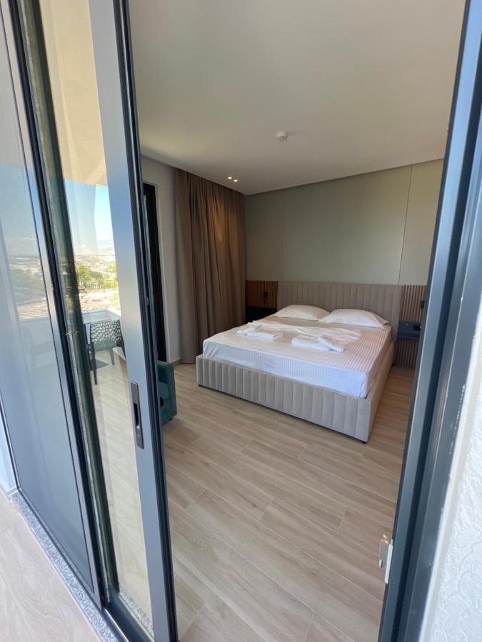 Onix Hotel 4* Ksamil